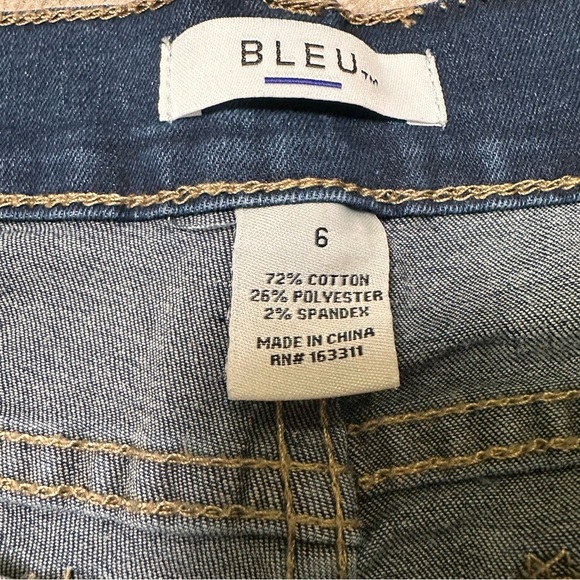 Bleu Dark Wash Size 6 Skinny Jean - Picture 6 of 6